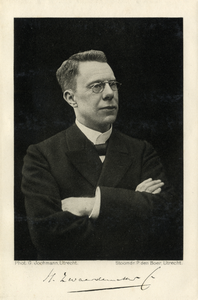 107253 Portret van professor H. Zwaardemaker, geboren 1857, hoogleraar geneeskunde aan de Utrechtse hogeschool ...